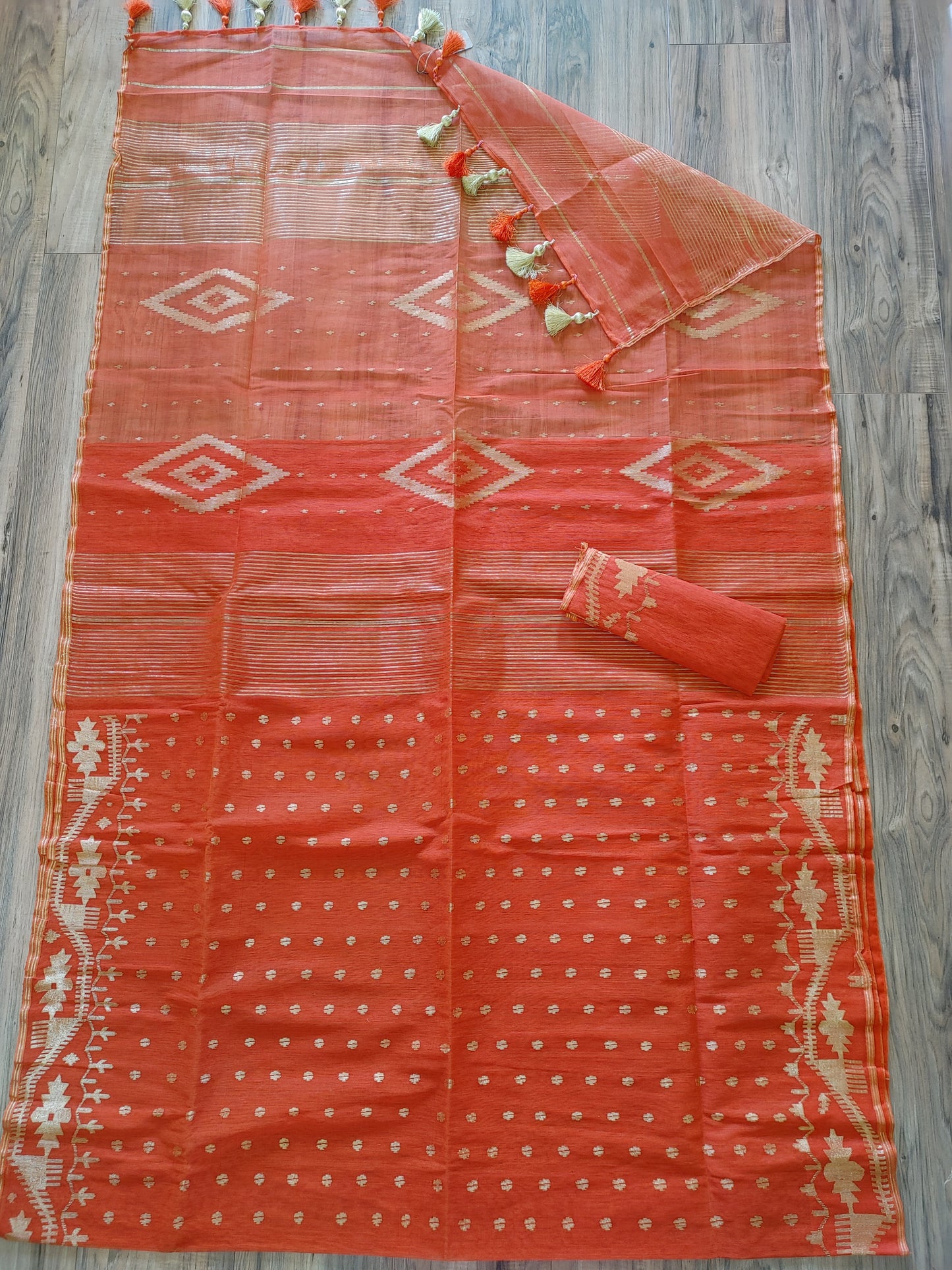 Orange Dhakai Jamdani Saree - Handloom Classic