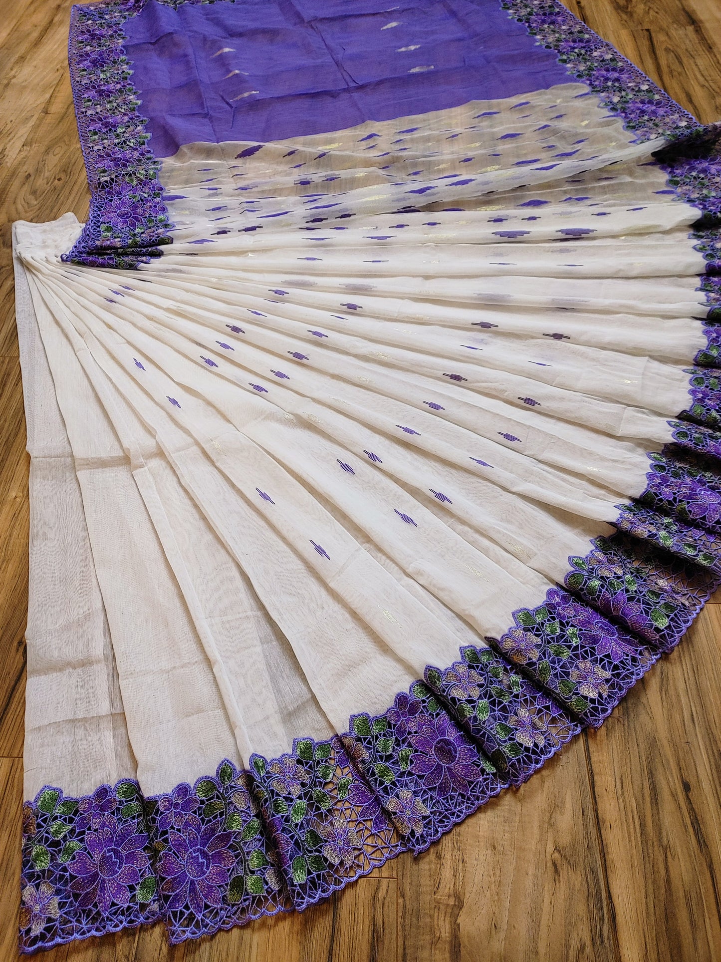 White Purple Cutwork Dhakai Jamdani – Designer Collection