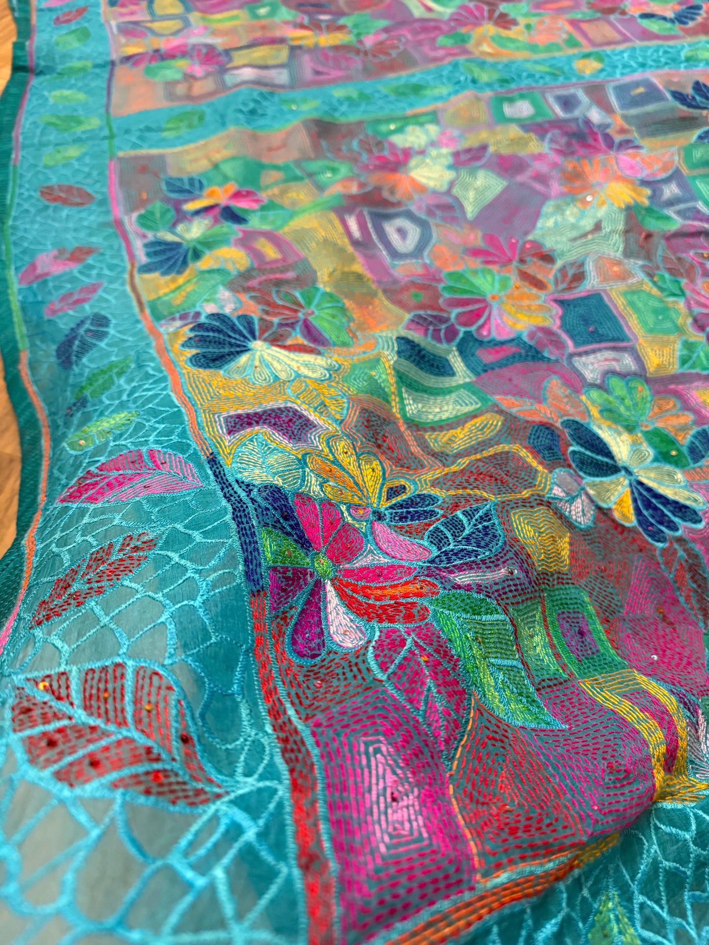 Pure Moslin Saree with Hand kantha and Handpaint