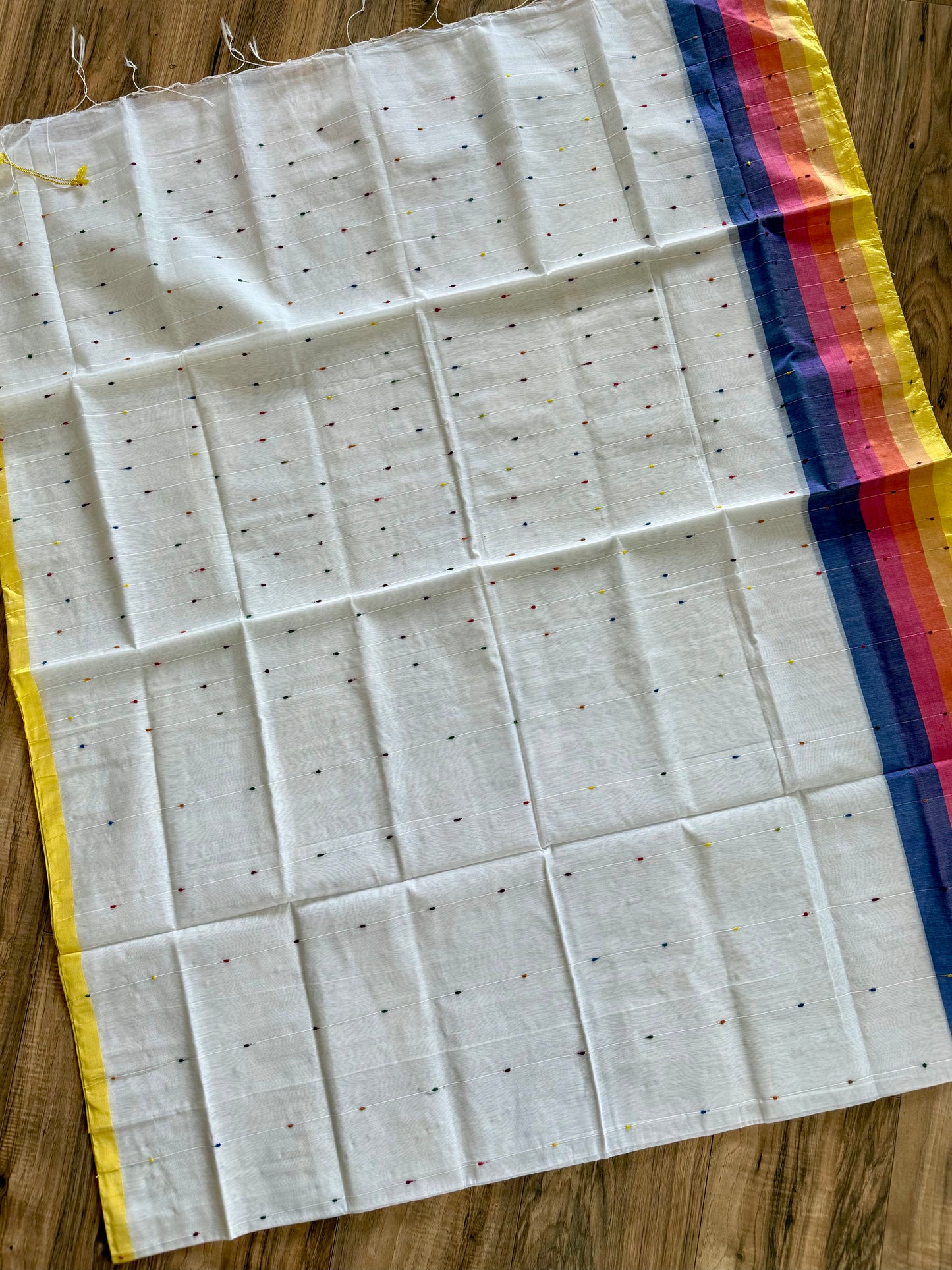 Tangail Halfsilk Khesh Saree, White -pink border