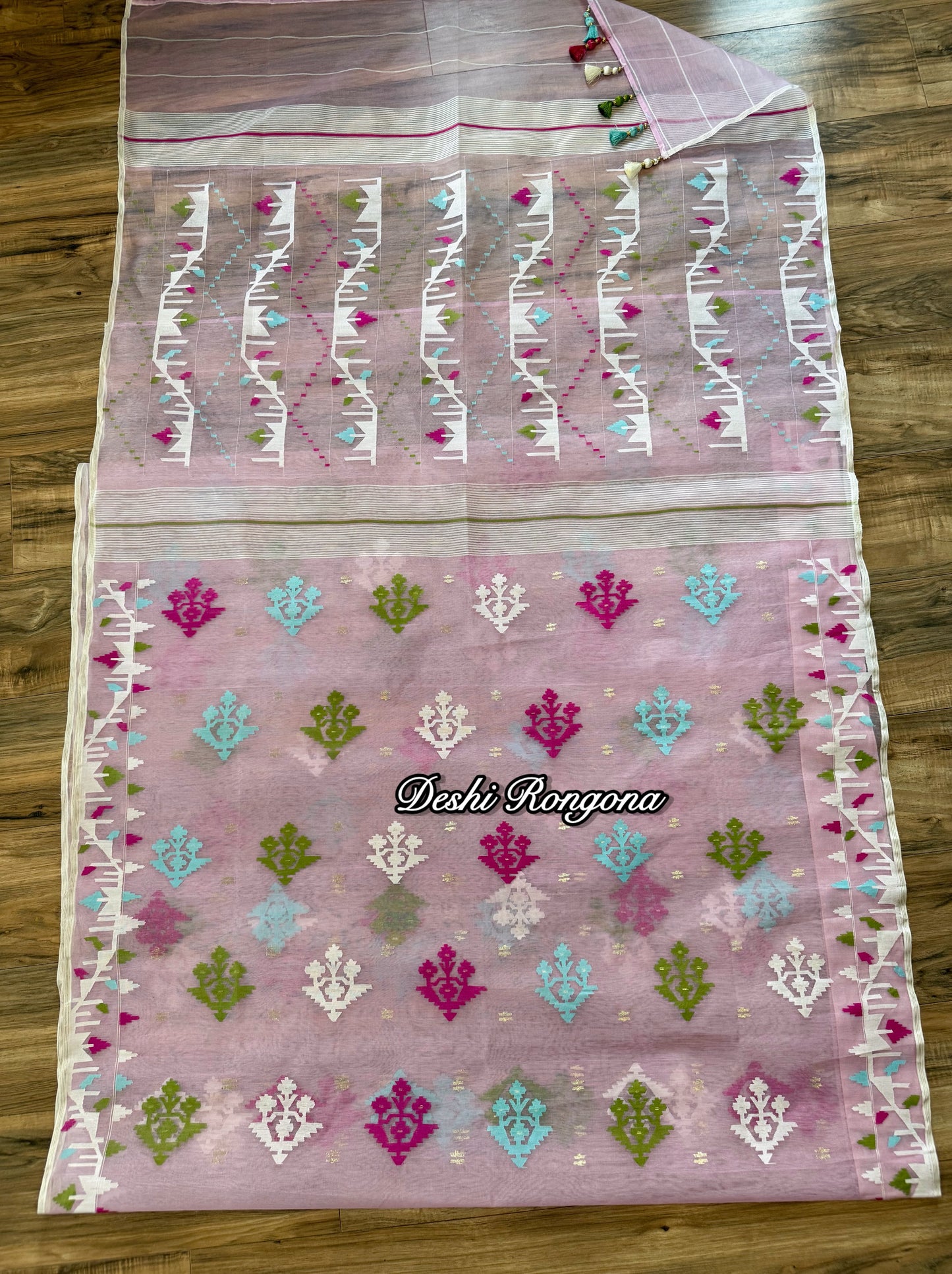 Handwoven Dhakai Jamdani Saree – Baby Pink Halfsilk