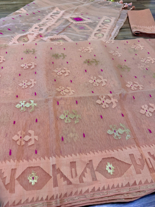 Handwoven Dhakai Jamdani Saree – Peach Halfsilk