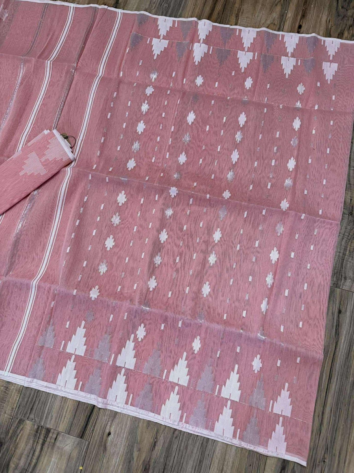 Exclusive Dhakai Jamdani Saree Beautiful peach