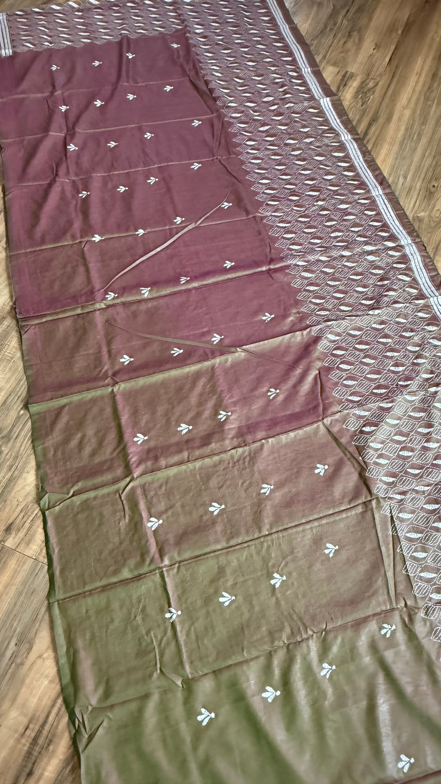 Duel Tone Olive Bangalore Silk Kantha Saree