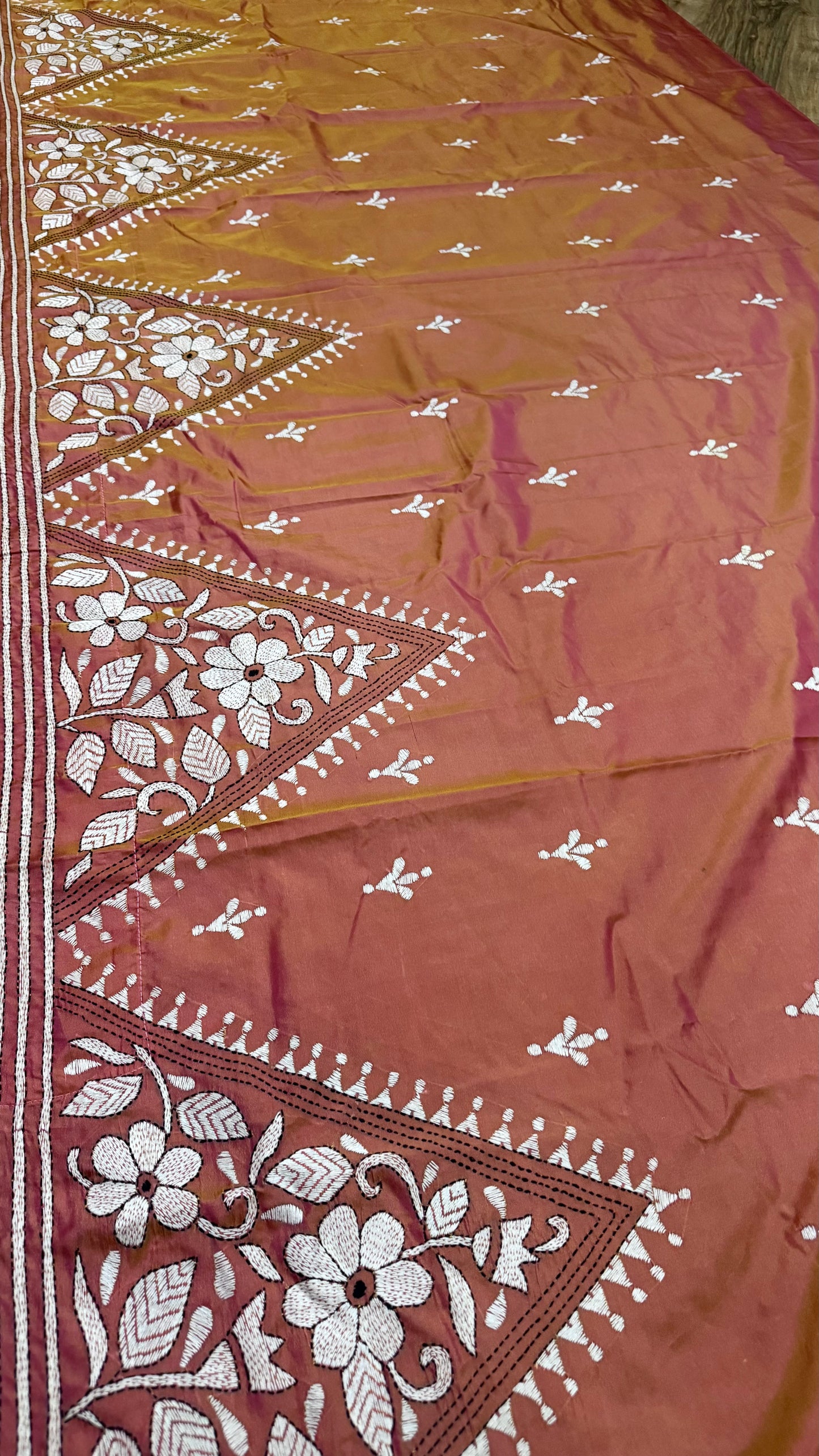Coral Pink Duel Tone Bangalore Silk Kantha Saree