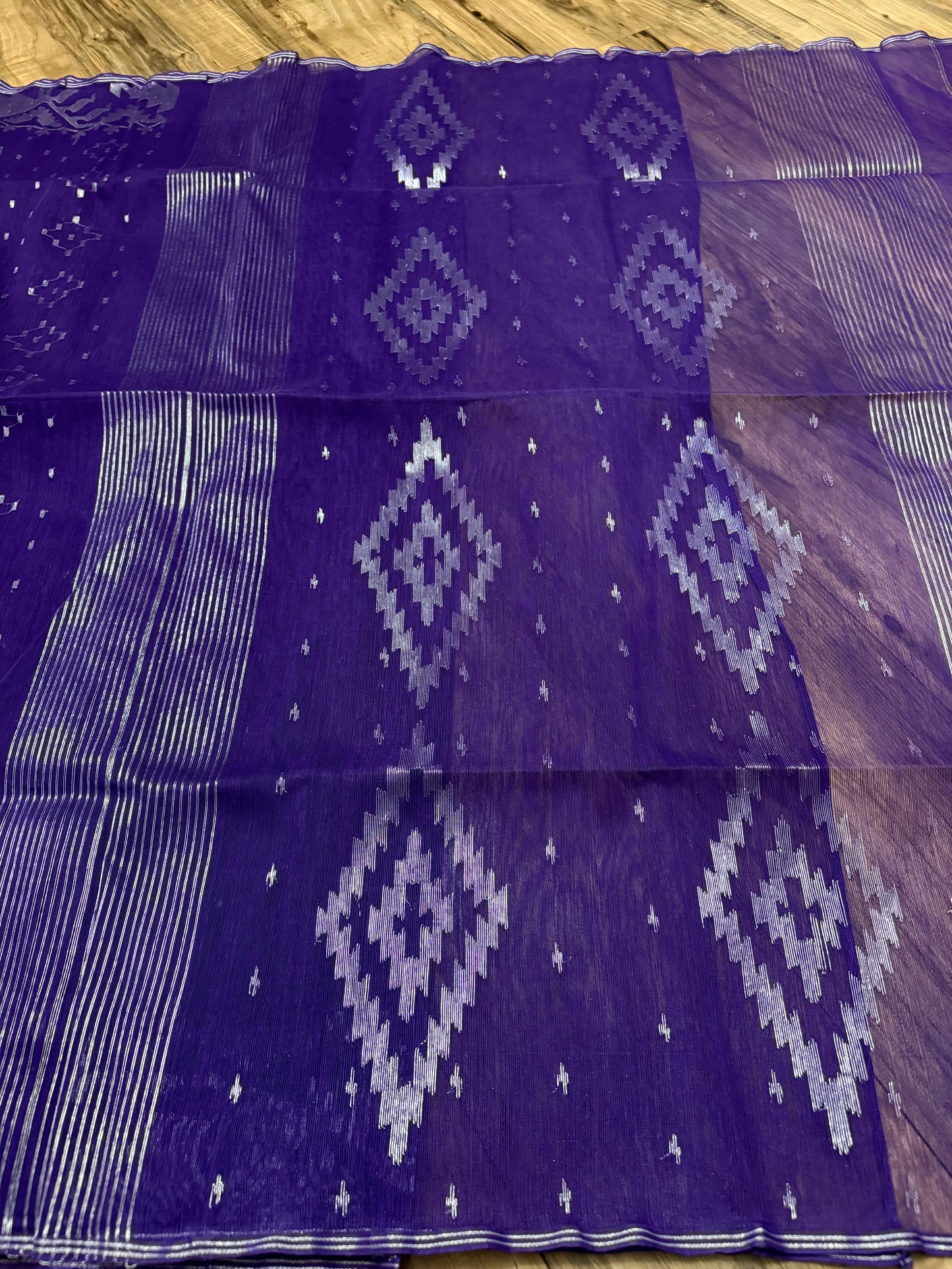Purple Original Dhakai Jamdani Saree - Handloom Classic
