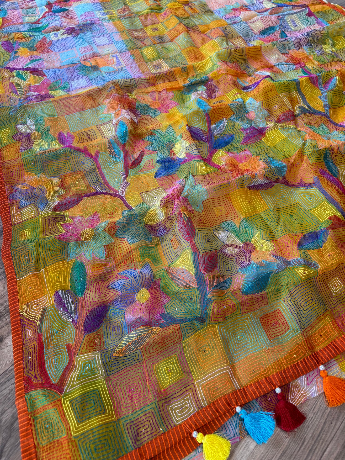 Pure Moslin Saree with Hand kantha and Handpaint