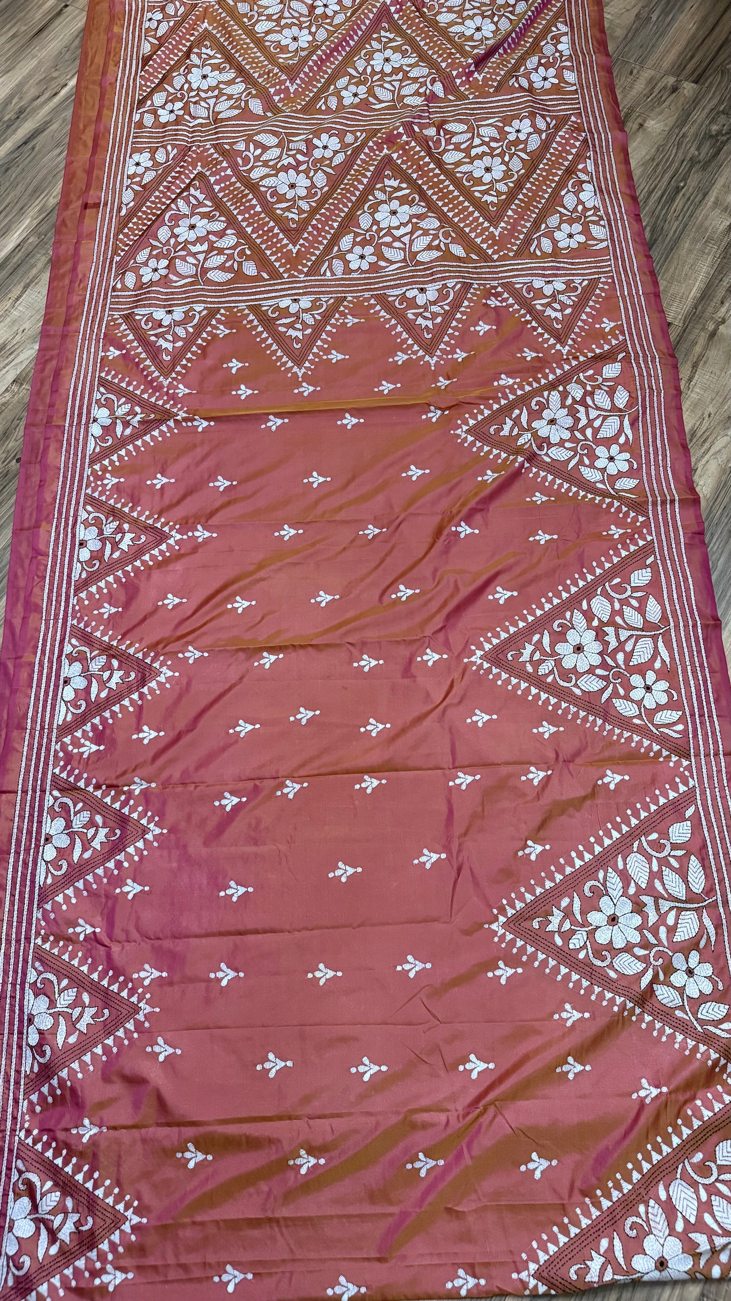 Coral Pink Duel Tone Bangalore Silk Kantha Saree