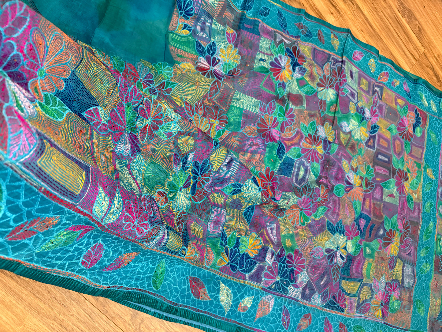 Pure Moslin Saree with Hand kantha and Handpaint