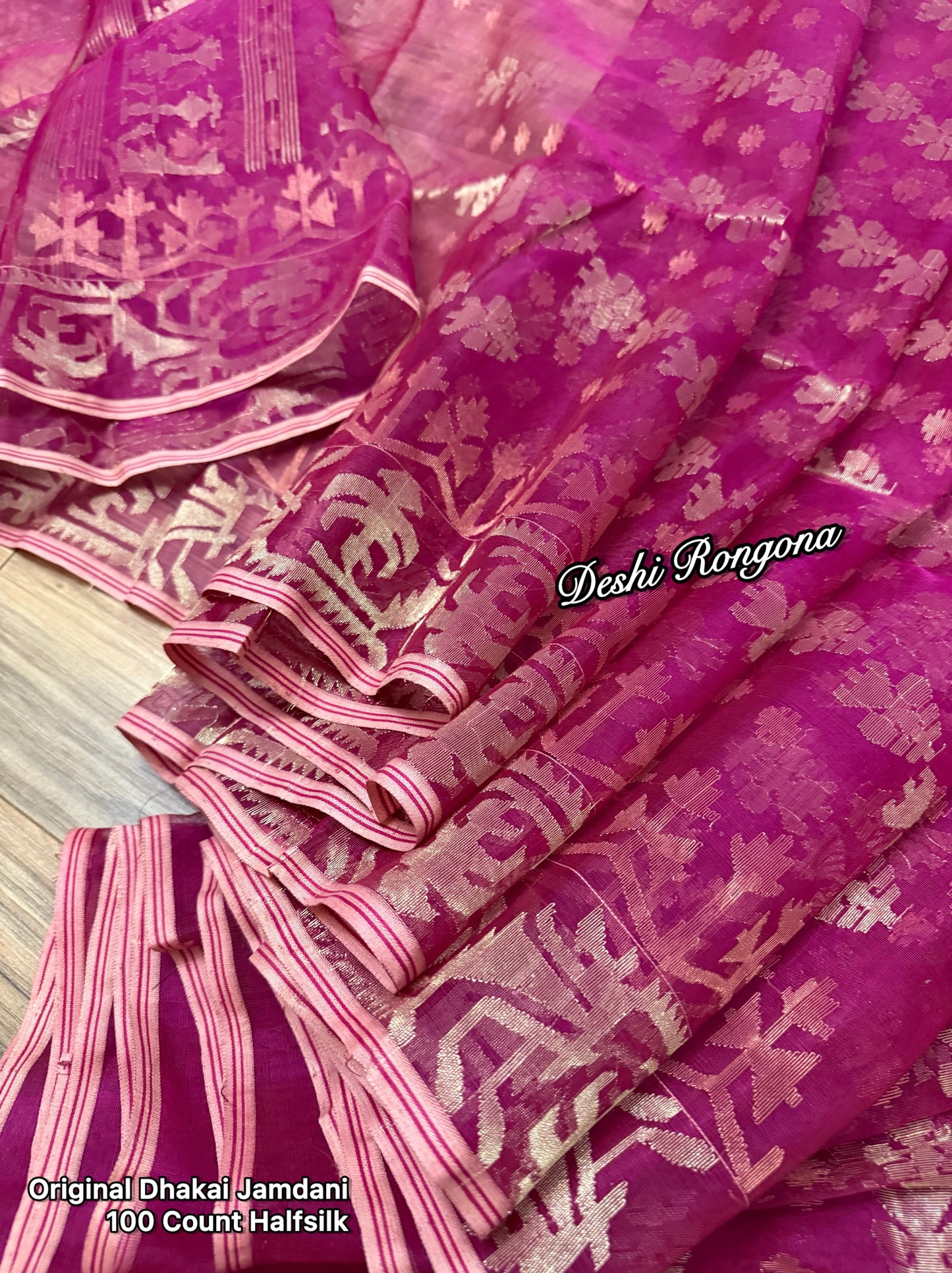 Exclusive Magenta Dhakai Jamdani Saree - Handloom Classic
