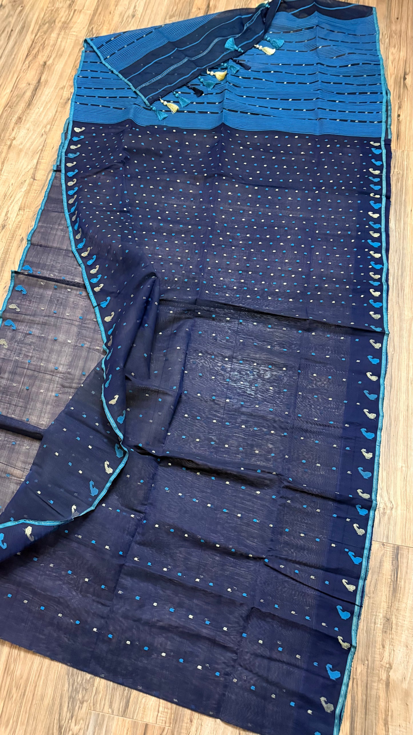 Original Dhakai Jamdani Saree - Navy Blue