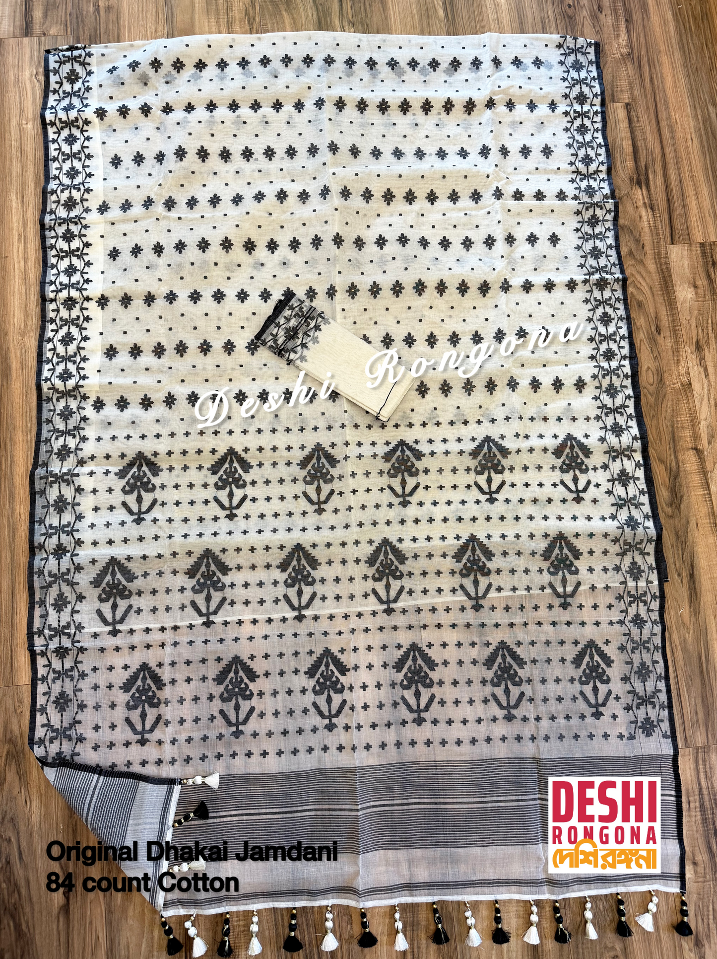 Elegant Pure Cotton Off White Dhakai Jamdani Saree