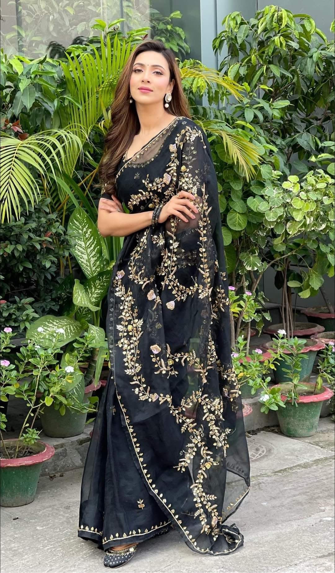 Original Moslin Hand Karchupi work Saree, Black