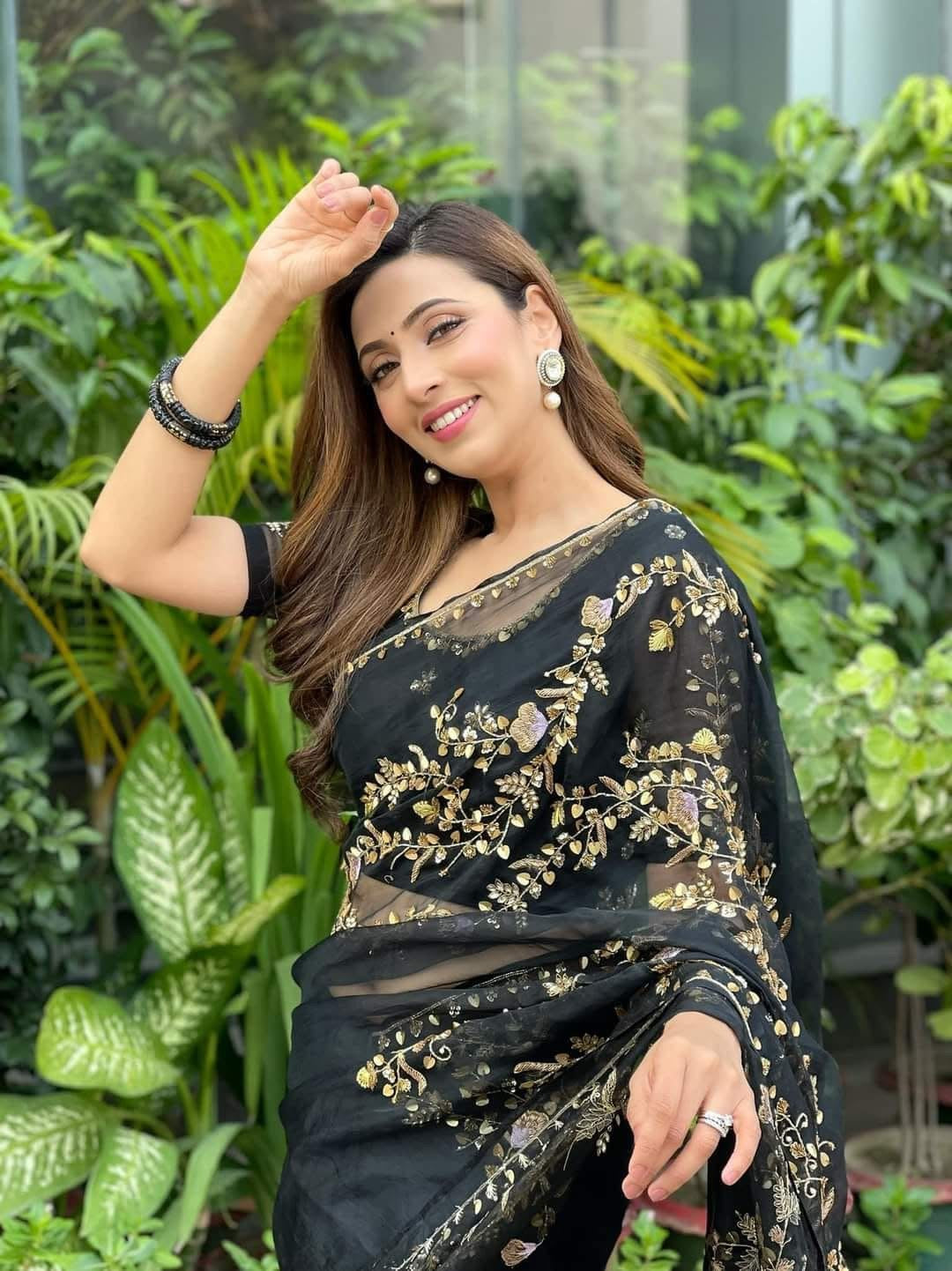 Original Moslin Hand Karchupi work Saree, Black