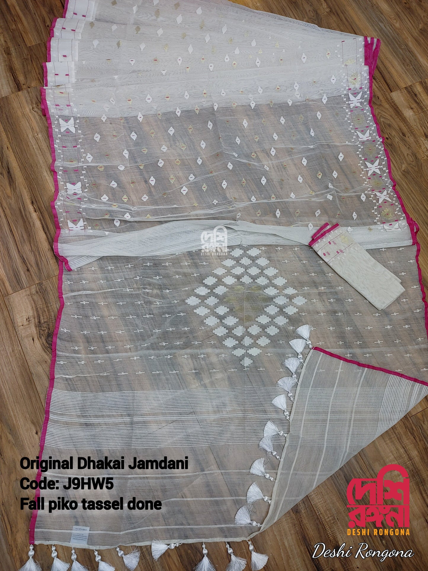 White‑Magenta Meenakari Dhakai Jamdani Saree