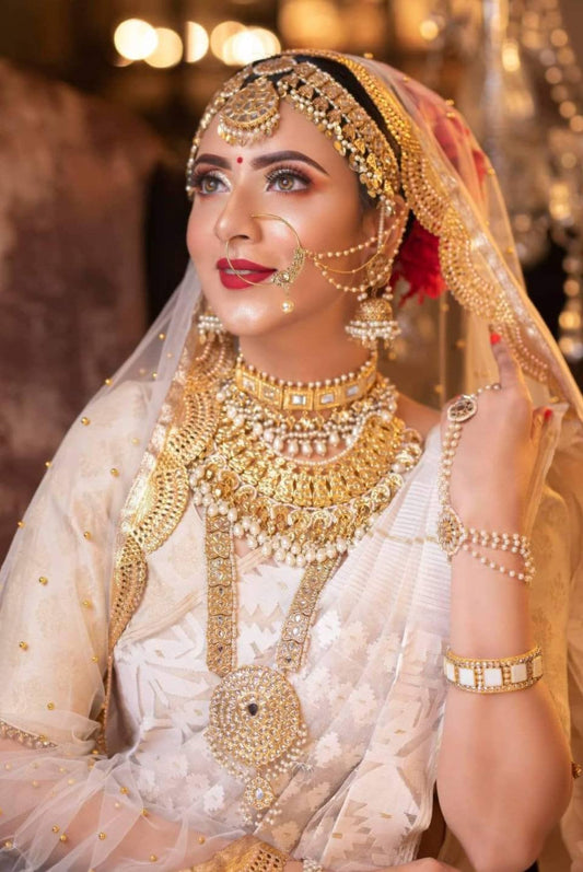 Dhakai Jamdani Saree Gorgeous White with full body golden and white thread work  Handloom, 84 count, Traditional, Elegant & Classy