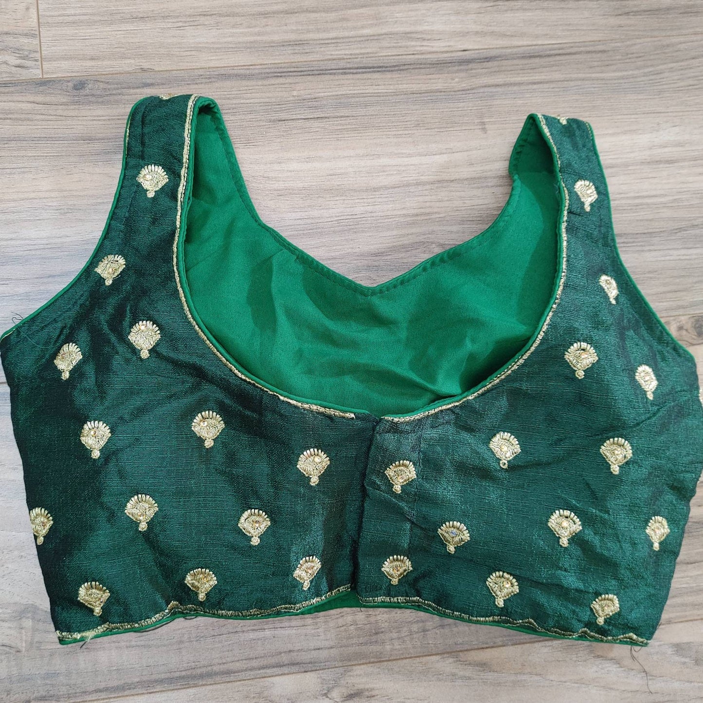 Sleeveless Designer Blouse, Golden wire Embroidery and Stone Work, Free Size 38 / alter upto 42, Gorgeous Readymade Party Blouse.