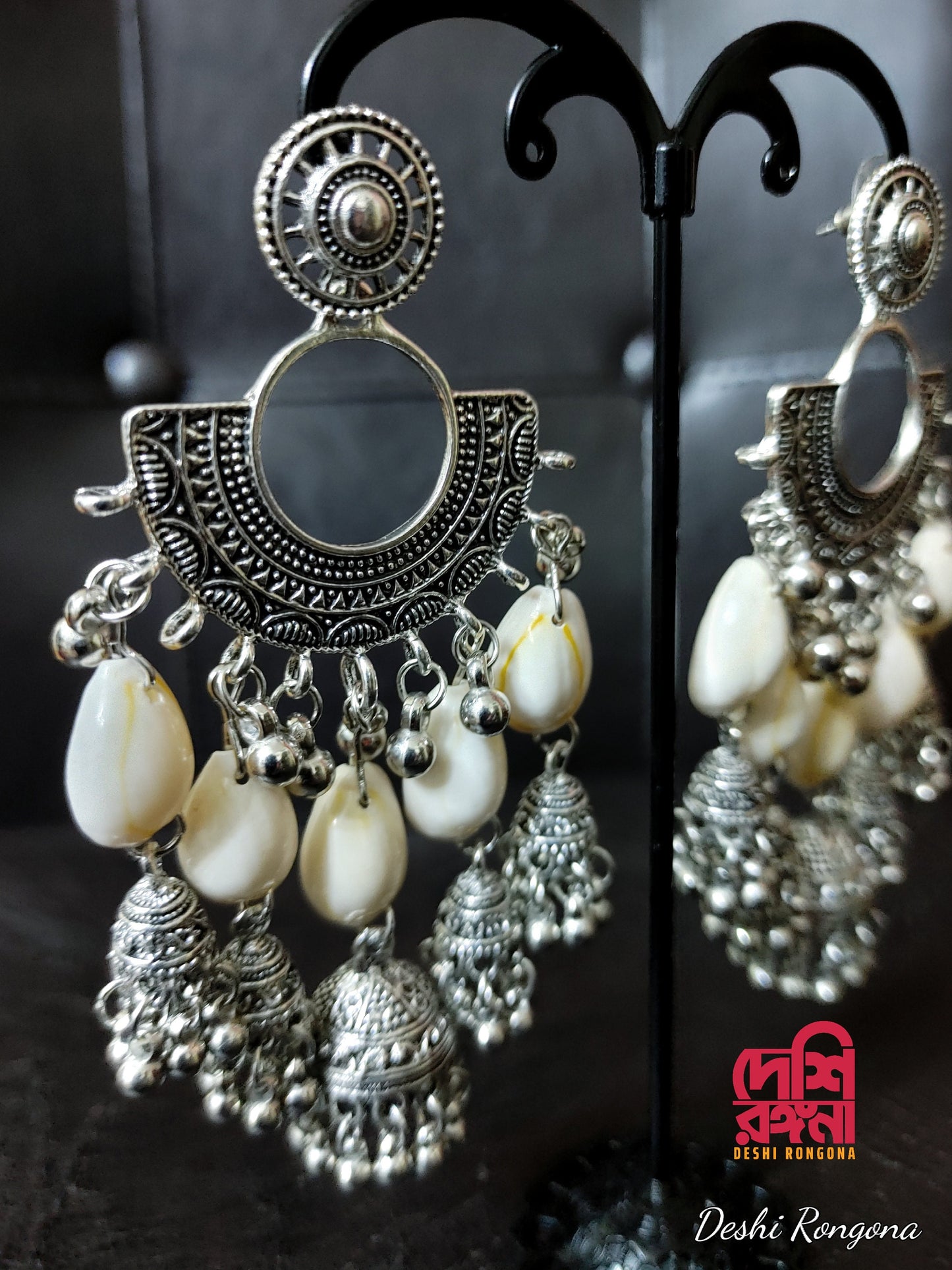 Oxidized Jhumka With Shell/Cowry Earrings, White Palace Banquet Retro Dangle Earrings, Gorgeous Jewelry