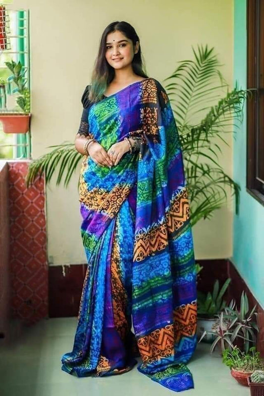 Silk Batik Saree, Hand Wax, Vegetable Died, beautiful color contrast, Premium Quality, Running blouse piece, same as picture, Fall piku done
